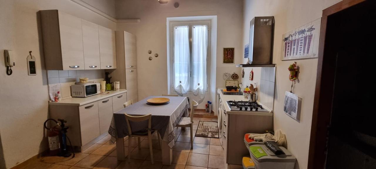 Onda Blu - Bilocale Con Aria Condizionata A Due Passi Dal Castello E Dal Torrione E Rivellino Appartement Piombino Buitenkant foto